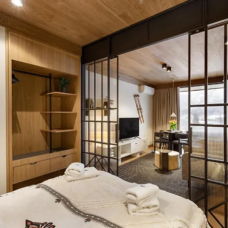 Ijg Imperial Szymaszkowa Apartament *
